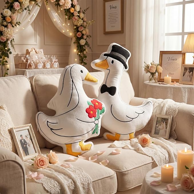 SiliFine 2 Sets Wedding Goose Gifts for Couples 2026 Mr and Mrs Silly Goose Throw Pillow Odd-Shaped Sweet Decorations for Newlyweds Swan Engagement Wedding Birthday Valentine Gift for Wife Husband