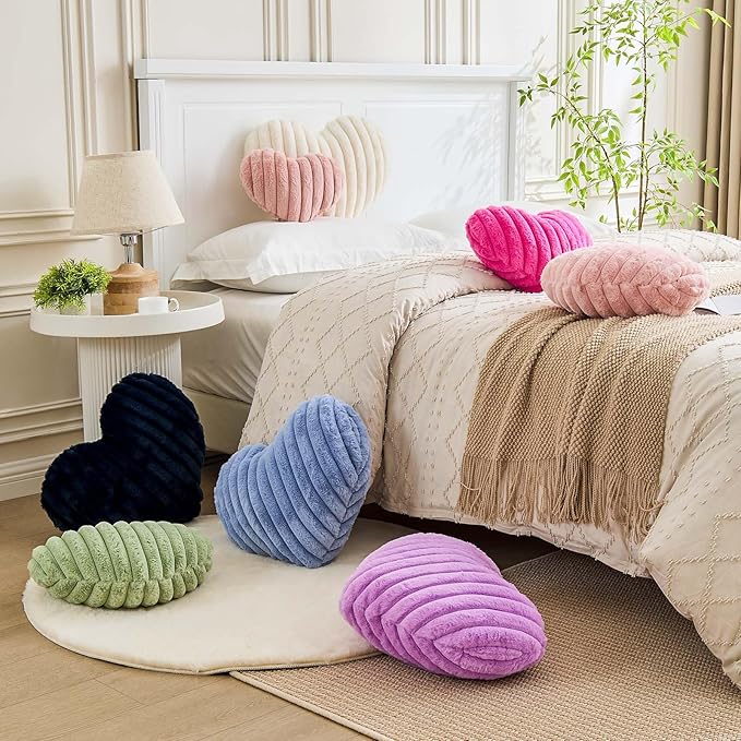 XVTRU Heart Pillows Heart Decorative Pillow Soft Fluffy Heart Shaped Navy Throw Pillows with Faux Rabbit Fur Aesthetic Room Decor Cute Pillow for Valentines Mother's Day