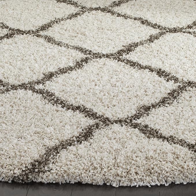 SAFAVIEH Hudson Shag Collection Area Rug - 9' Round, Ivory & Grey, Moroccan Trellis Design, Non-Shedding & Easy Care, 2-inch Thick Ideal for High Traffic Areas in Living Room, Bedroom (SGH283A)