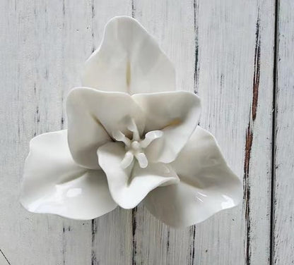 Handmade 3D Wall Art Hanging Sculpture, Porcelain Lily Flower Decoration for Home Office Decor (White, 3.15")