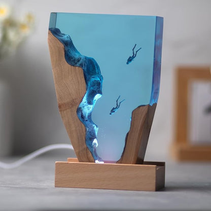Epoxy Resin Lamp, Ocean Night Light,Artistry Home Decor Bedside Nightlight, Unique Resin Lighting, Nightstand Decorations for Bedroom, Suitable for Holidays(6inch-Two Divers)