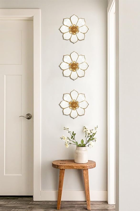 Metal Flowers Wall Decor White and Gold Wall Art Decorations Hanging 3 Pc Rustic Modern Floral Sculpture Wall Accent Artwork Indoor Outdoor for Bathroom Kitchen Bedroom Living Room Patio Porch 10 Inch