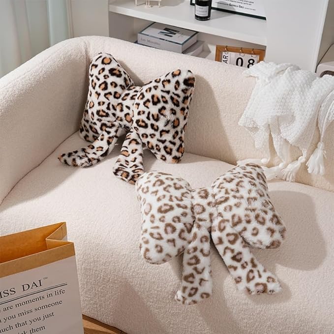 2 Pack Cute Leopard Print Bow Throw Pillows Furry Cheetah Bownote Plush Pillow Decor Bow Lumbar Suffed Pillow for Home Living Room Bedroom Bed Couch Cushion
