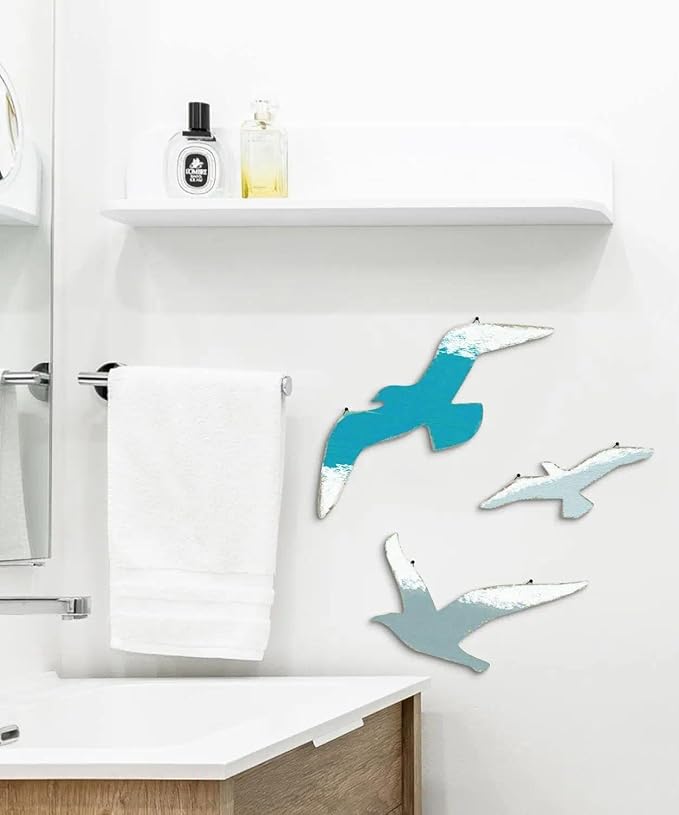 Putuo Decor 3pcs Wood Seagull Wall Decor Beach Wall Hanging Coastal Theme Wall Art Nautical Wall Sculpture Sea Birds Lake House Ocean Decor Vintage Ornaments for Home Bathroom