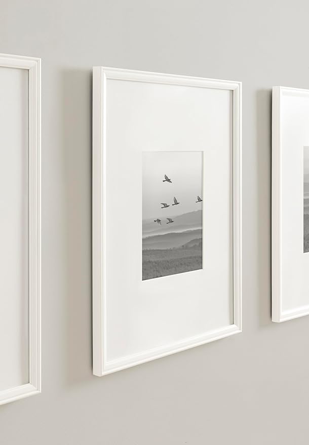 Kate and Laurel Adlynn Coastal Rectangle Picture Frame Set of 3, 16 x 20 matted to 8 x 10, White, Modern Three-Piece Photo Frame Set for Gallery Wall Decor in Living Room Wall Display