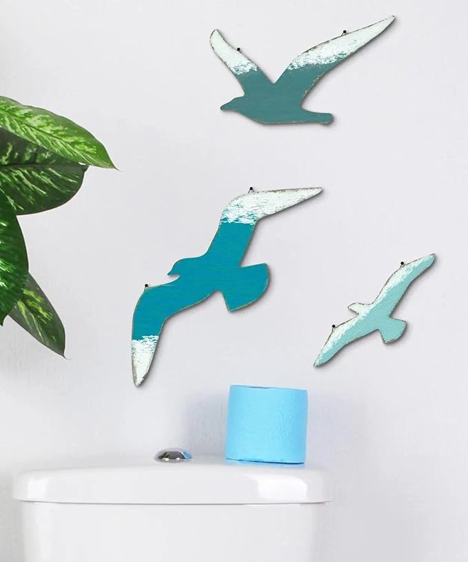 Putuo Decor 3pcs Seagull Wall Decor, Wooden Sea Bird Beach Wall Art, Ocean Home Decor Indoor Coastal Theme Wall Hanging for Bathroom Home Living Room Lake House