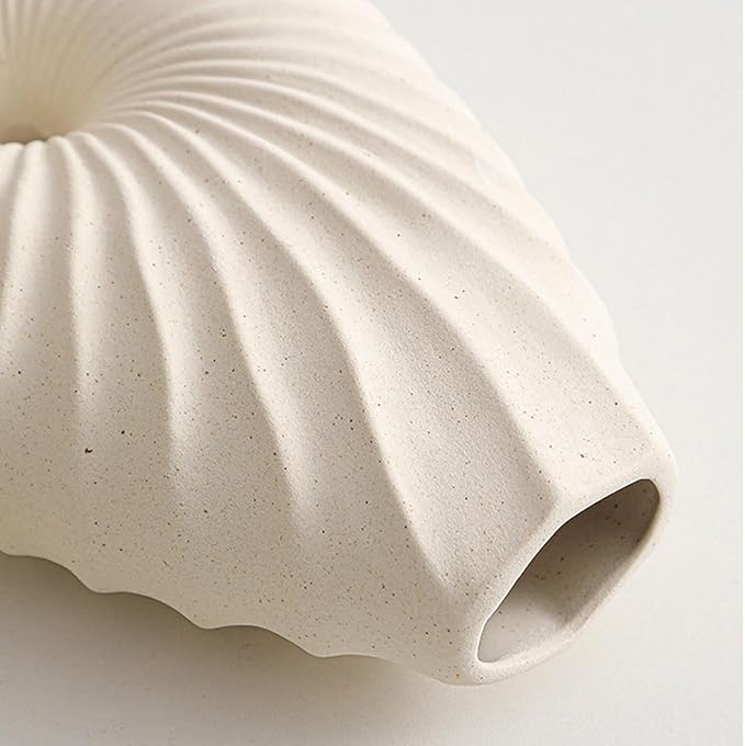 Minimalist Ceramic Flower Vase in Off-White Stoneware – 7.5’’/19cm, Artistic & Stylish Design, Perfect for Small Spaces, Home & Office Decor