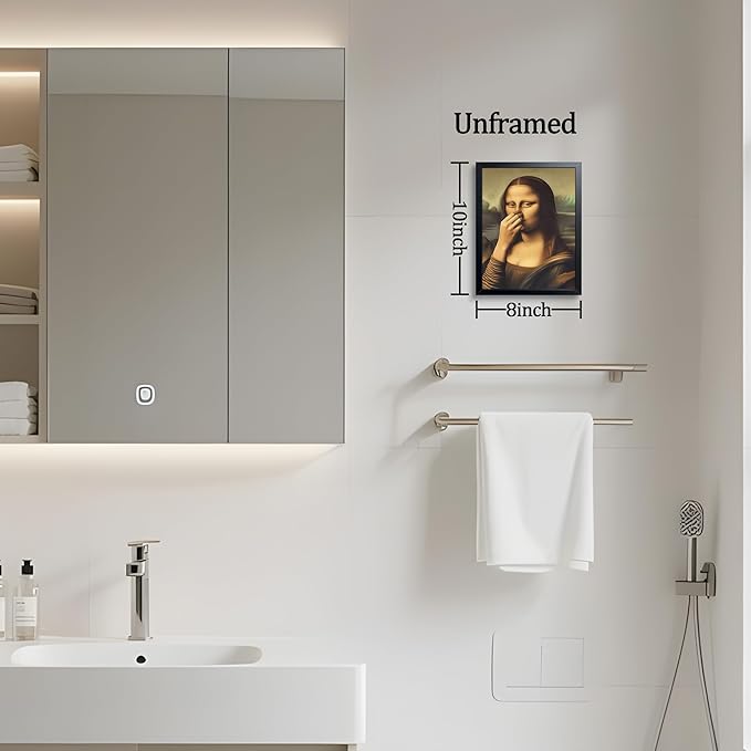 XYHYRA Vintage Mona Lisa Bathroom Wall Art, Funny Mona Lisa Pinching Nose Wall Decor, Humor Amusing restroom Canvas Print Painting for Toilet Bathroom Home Decor 8x10 Inch Unframed