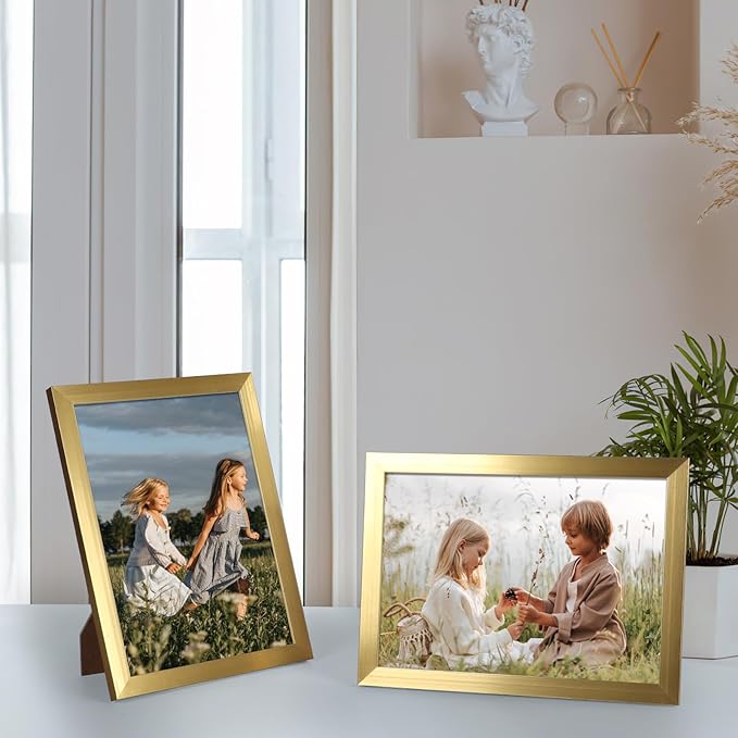 Hoikwo 18 Packs 5x7 Gold Multi Plastic Picture Frames Set with Plastic Cover for Family Photos, Artwork, Light Weight Bulk 5 by 7 Frames Packs for Wall Hanging and Table, Stylish Picture Frames