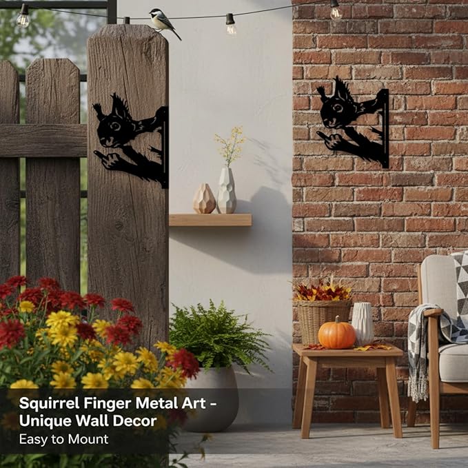 Quanqiuyi Funny Squirrel Wall Art - Rustproof Metal Sculpture for Outdoor Garden & Patio Decor, Wilderness Theme Novelty Gift