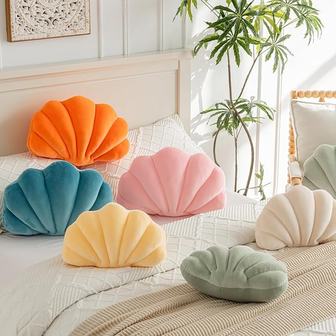 Shell Pillow, Shell Shaped Decorative Throw Pillows with Velet for Couch Bed, Cute Seashell Beachy Room Decor Aesthetic Throw Pillows for Bedroom Living Room