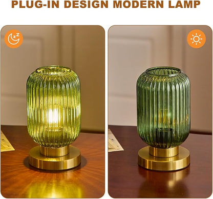 Bedside Table Lamp with Green Glass Shade, Small Nightlight Lamp Elegant Glass Nightstand Lamps Modern Desk Light with Plug-in Style for Bedroom Living Room Tabletop Dia5.9 x H9.8