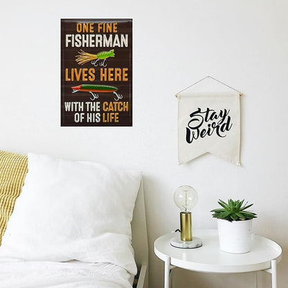 Vintage-Sign Rustic-Poster Wall-Art Fishing-Lovers, One Fine Fisherman Lives Here, Funny Decor Gift Plaque for Home Farm Fence Bathroom Bedroom 8 X 12 Inch