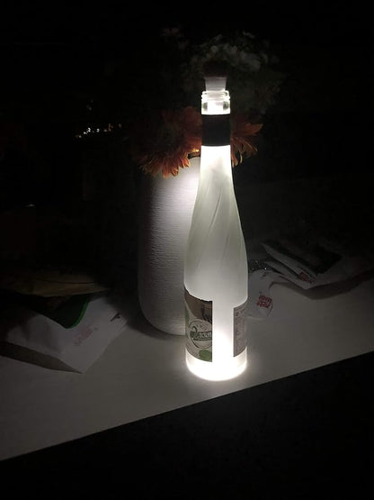 Pack of 4 USB Rechargeable Cork Shape Bottle Light 12 Lumens Durable Lamp Cork Lights for Christmas Party Decoration