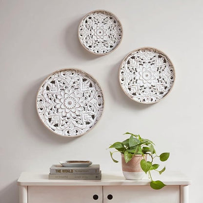 Madison Park Wall Art Living Room Décor - Medallion Trio Real Fir Wood Round Design, Home Accent Modern Kitchen Dining Decoration, Ready to Hang Panel for Bedroom, Multi-Sizes, Natural/White 3 Piece