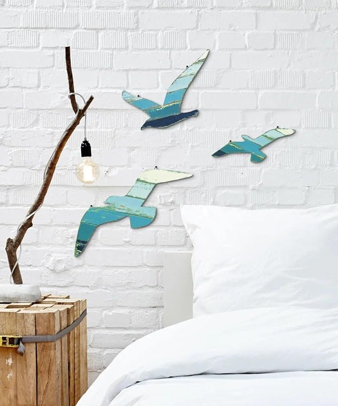 Putuo Decor 3pcs Wood Seagull Wall Decor Beach Wall Hanging Coastal Theme Wall Art Nautical Wall Sculpture Sea Birds Lake House Ocean Decor Vintage Ornaments for Home Bathroom