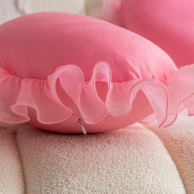MOJUN Heart Pillow, Pink Ruffles Design Love Throw Pillows Decorative Pillows for Bed Couch Cute Room Decor Heart Shaped Throw Pillow Cushion for Living Room Bedroom Gifts Pillows
