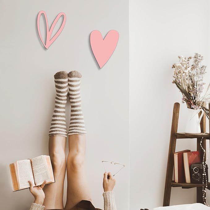 Vineland Metal Heart Wall Art Decor, Pink Minimalist Wall Sculptures for Living Room Bedroom Bathroom Kitchen Decorations, Housewarming Gifts, 5.9x7.8 Inches, Set of 2