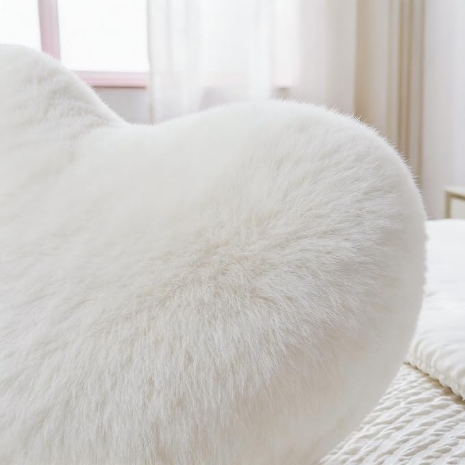 2PCS Throw Pillows Heart Pillow Home Decor Decorative Couch Pillows Bed Pillows Outdoor Pillows Valentine Gifts,White 9"*13"