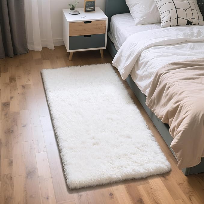 Fluffy Rug Shag Area Rug, White 2x4 Area Rugs for Bedroom, Small Bedside Rug, Soft Fluffy Shag Entryway Throw Rugs for Living Room Bedroom Kids Room Home Decor
