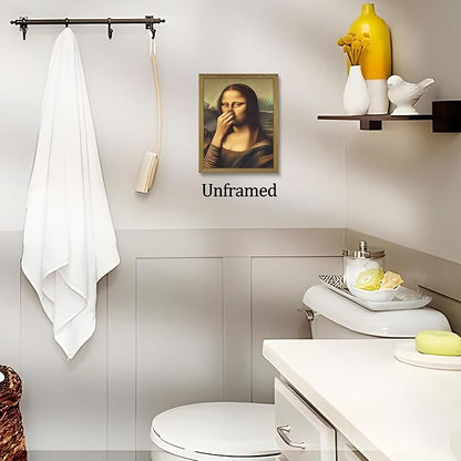 XYHYRA Vintage Mona Lisa Bathroom Wall Art, Funny Mona Lisa Pinching Nose Wall Decor, Humor Amusing restroom Canvas Print Painting for Toilet Bathroom Home Decor 8x10 Inch Unframed