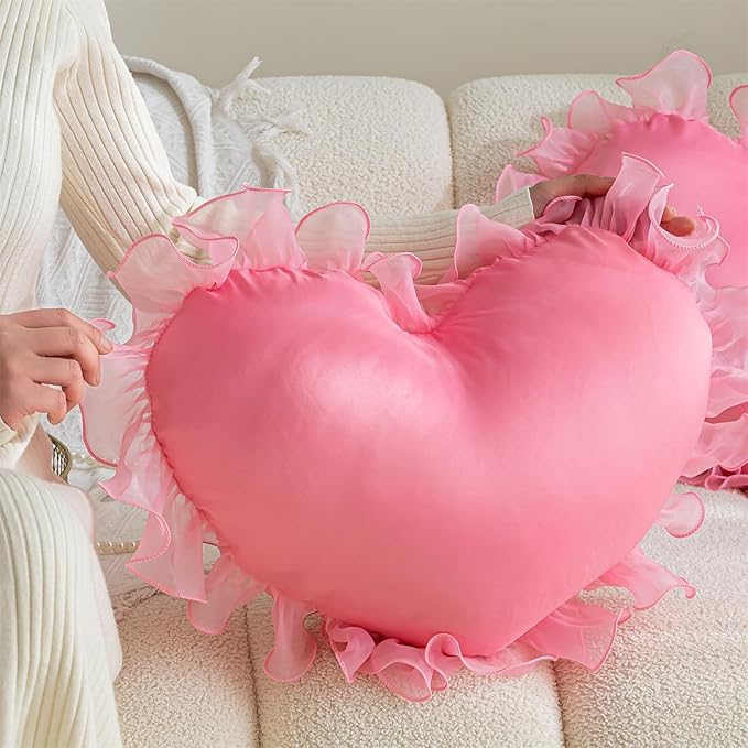 MOJUN Heart Pillow, Pink Ruffles Design Love Throw Pillows Decorative Pillows for Bed Couch Cute Room Decor Heart Shaped Throw Pillow Cushion for Living Room Bedroom Gifts Pillows