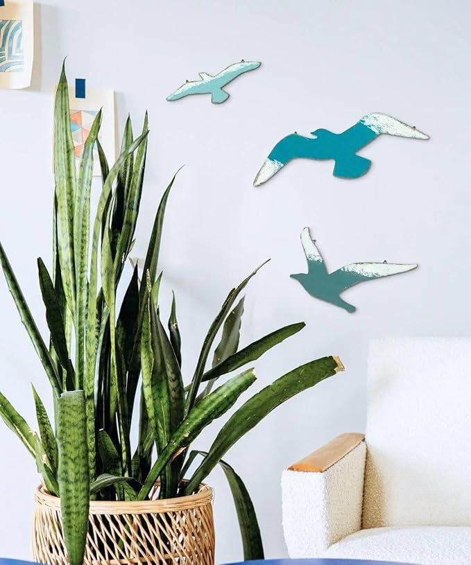 Putuo Decor 3pcs Seagull Wall Decor, Wooden Sea Bird Beach Wall Art, Ocean Home Decor Indoor Coastal Theme Wall Hanging for Bathroom Home Living Room Lake House