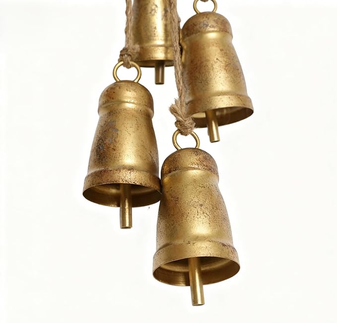 Vintage Gold Metal Cow Bell Garland, Set of 6 Handmade Hanging Bells with Jute Rope, Rustic Farmhouse Ranch-Style Distressed Bells for Porch Wreath Walls Mantels Patio Xmas Décor