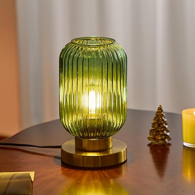 Bedside Table Lamp with Green Glass Shade, Small Nightlight Lamp Elegant Glass Nightstand Lamps Modern Desk Light with Plug-in Style for Bedroom Living Room Tabletop Dia5.9 x H9.8