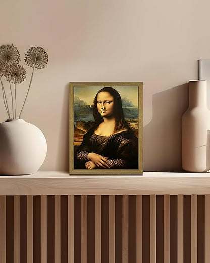 XYHYRA Funny Mona Lisa Bathroom Wall Art, Mona Lisa with Clothespin Nose Painting Print, Vintage Humorous Restroom Wall Decor Canvas Poster for Toilet Bathroom Home Decor 8x10 Inch Framed