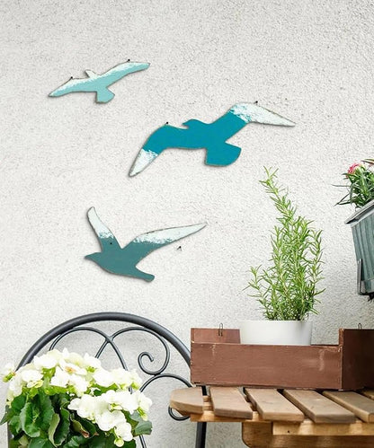 Putuo Decor 3pcs Seagull Wall Decor, Wooden Sea Bird Beach Wall Art, Ocean Home Decor Indoor Coastal Theme Wall Hanging for Bathroom Home Living Room Lake House