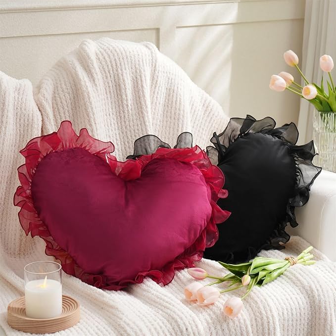 MOJUN Heart Throw Pillows, Red Heart Shaped Pillow with Ruffles Cute Soft Love Heart Pillow Decorative Throw Pillows Cushion for Sofa Couch Bed Living Room Decor