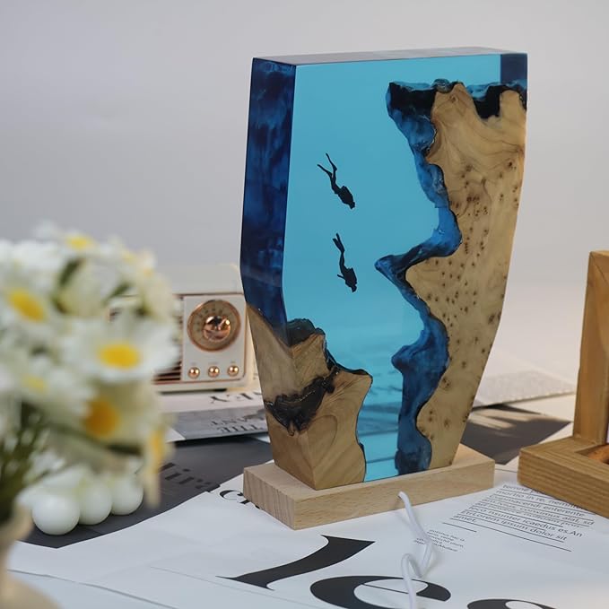 Epoxy Resin Lamp, Ocean Night Light,Artistry Home Decor Bedside Nightlight, Unique Resin Lighting, Nightstand Decorations for Bedroom, Suitable for Holidays(Two Divers)