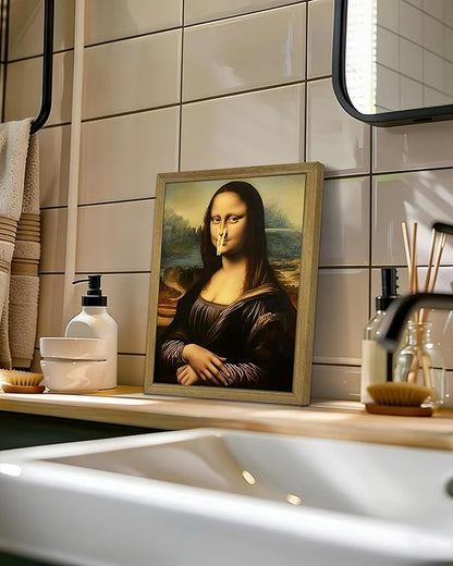 XYHYRA Funny Mona Lisa Bathroom Wall Art, Mona Lisa with Clothespin Nose Painting Print, Vintage Humorous Restroom Wall Decor Canvas Poster for Toilet Bathroom Home Decor 8x10 Inch Framed
