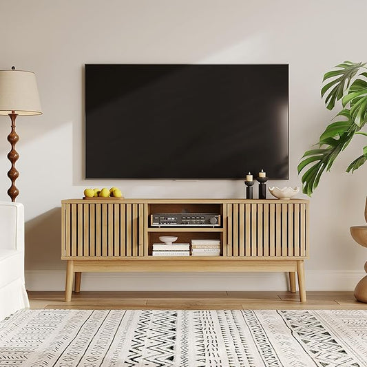 GarveeHome Boho TV Stand for TVs Up to 50 Inch, Modern Mid-Century Entertainment Center with Fluted Wood Doors & Open Shelves, Media Console Table for Living Room & Small Spaces