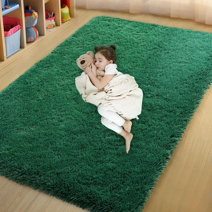 qulint 4x6 Area Rug for Bedroom, Fluffy Soft Shag Green Rugs for Living Room Fuzzy Plush Small Nursery Rug, Modern Shaggy Forest Carpet for Boys and Girls Dorm Home Decor (4ft x 6ft, Dark Green)