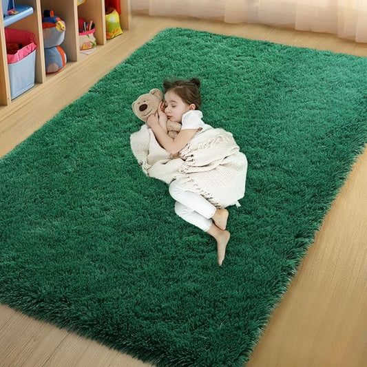 qulint 4x6 Area Rug for Bedroom, Fluffy Soft Shag Green Rugs for Living Room Fuzzy Plush Small Nursery Rug, Modern Shaggy Forest Carpet for Boys and Girls Dorm Home Decor (4ft x 6ft, Dark Green)
