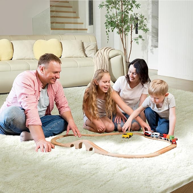 Ultra Soft Rug for Living Room, 4X6 Fluffy Shag Area Rug for Bedroom, Modern Shaggy Carpets Fuzzy Rug for Teens Dorm Nursery Home Decor Aesthetic, Upgrade Anti-Skid Durable, Cream White