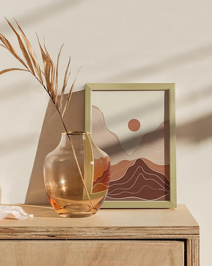 HAUS AND HUES 5x7 Gold Picture Frame - Modern Aluminum Wall Art Display - Lightweight 5x7 Frame for Photos, Prints, Posters - Tabletop or Wall Mount