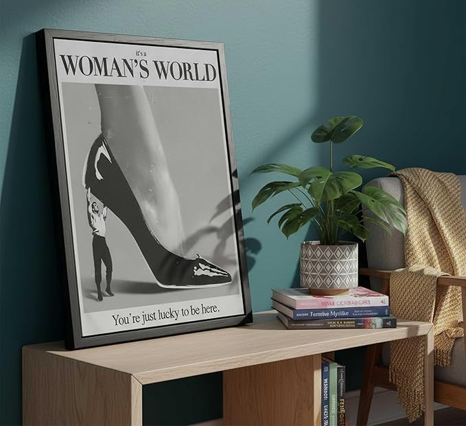 Framed Retro Feminist Canvas Wall Art Vintage Black And White Trendy High Heel It's a Women's World Quote Painting Picture Wall Decor Poster Print Artwork for Dorm Bedroom Living Room Home Decoration