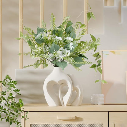 Zormon White Vases for Decor, Heart Shaped Ceramic Vase Set of 2, Nordic Heart Shaped Vases, Minimalist Decorative Vase for Table Centerpiece Wedding Dining Living Room Office House Decoration