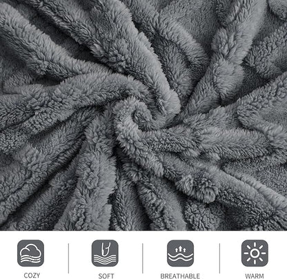 Aganear Flannel Throw Blanket - Cozy Soft Lightweight Fuzzy Throw Blanket for Women Portable Throw Blankets for Couch, Warm Present for Birthday, Christmas, Halloween, Housewarming(50"x60", Gray)
