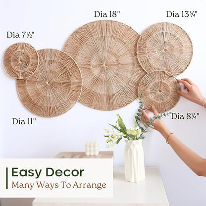 CHI AN HOME 18 Inch Boho Wall Decor – Set of 5 Woven Jute Wall Baskets, Boho Wall Art & Decorative Basket Set, Farmhouse Wall Hanging, Handwoven Wall Plates for Living Room, Bedroom – 18", 14", 11", 8", 7"