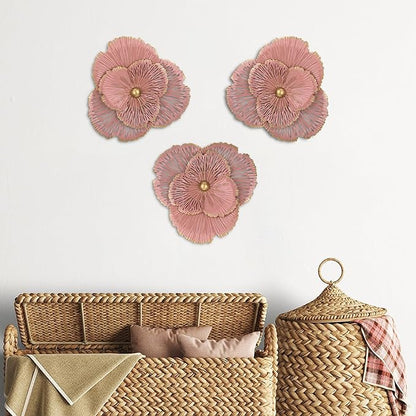 DILATATA 3 Pcs Metal Flower Wall Art Set 10 Inch Rustic Modern Floral Sculpture 3D Metal Flower Wall Hanging Accent for Indoor Living Room Bedroom Kitchen Bathroom Garden Patio Decor - Pink