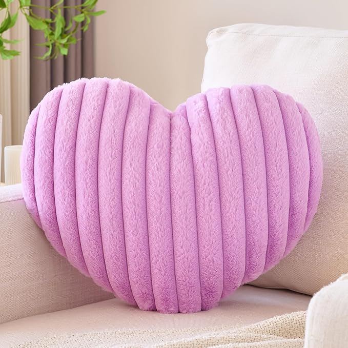 Heart Pillow, Heart Shaped Pillow with Soft Plush for Couch Bed, Decorative Throw Pillows for Bedroom Livingroom, Cozy Heart Pillows Home Decor Pillow Cushion (Lavender Purple, Mini 12.9" x 9.8")