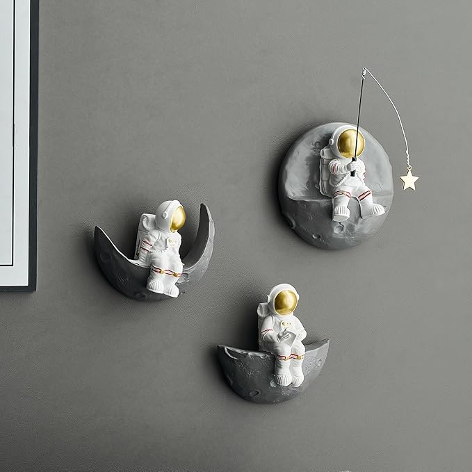 AWNR Astronaut Wall Decor Set of 3 Outer Space Theme Decorations Wall Hanging Sculptures Space Decor for Modern Home Decor Spaceman 3D Wall Decor for Bedroom Nursery Dorm