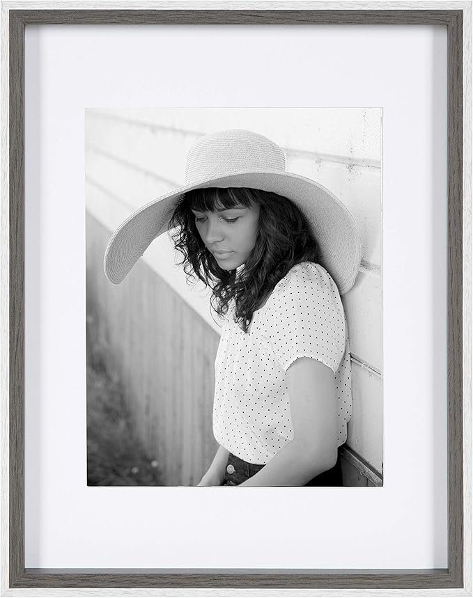 Kate and Laurel Gibson Transitional Frame Set, Set of 4, 11" x 14", White and Gray, Casual Frames for Any Room in The Home