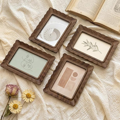 Novabright 4 Pcs 5 x 7 Inch Wood Scalloped Petal Picture Frame Vintage Photo Frame with Real Glass for Tabletop and Wall Display Home Decor Photo Gallery Family Friend Wedding Graduation Gift