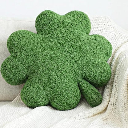 Geelin 16'' St Patrick's Day Pillow Large Green Shamrock Shaped Plush Soft Throw Pillows Fur Stuffed Four Leaf Irish Clover Cushion Saint Patrick's Day Decoration for Irish Couch Sofa Bedroom Decor