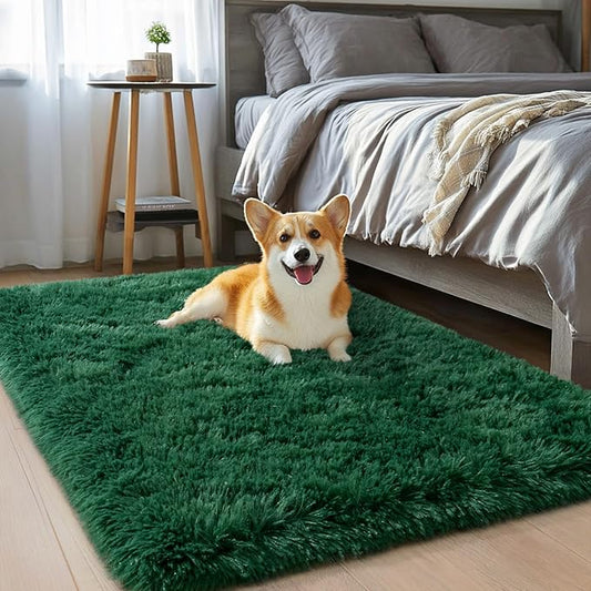 qulint Green Rug for Bedroom, Soft Fluffy 2x3 Area Rug for Living Room Shag Fuzzy Small Carpet for Kid Room, Plush Shaggy Alfombra for Boys and Girls Dorm Room Home Decor (2ft x 3ft, Dark Green)